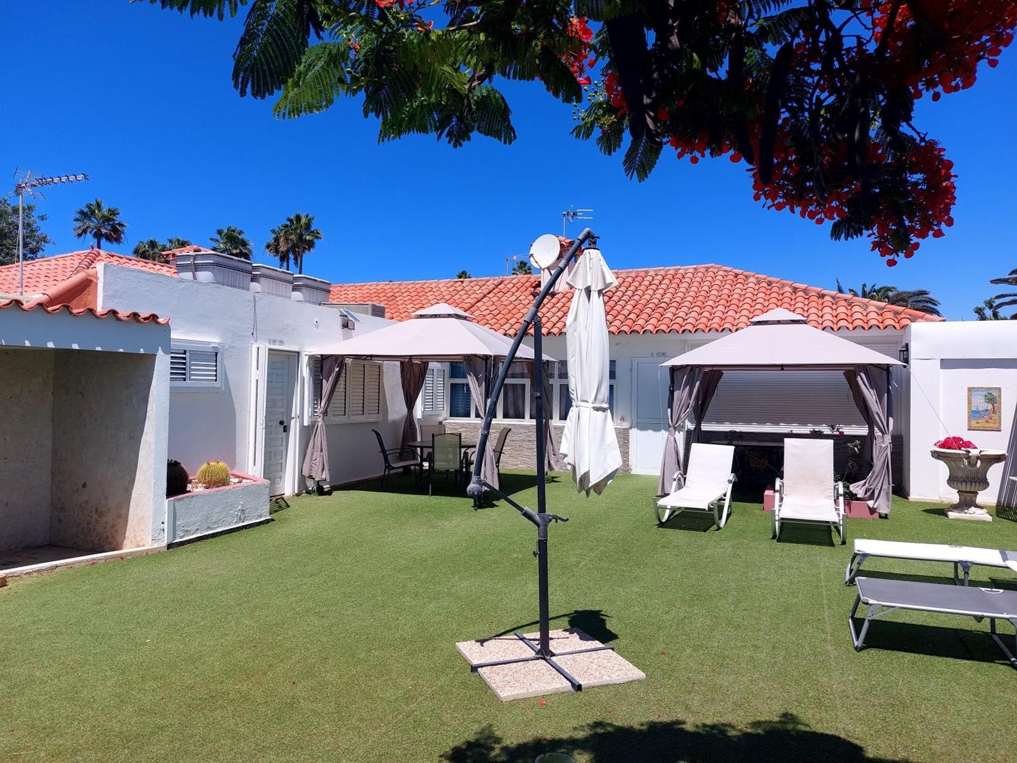 Bungalows Lapahi بلايا ديل إنغلز المظهر الخارجي الصورة